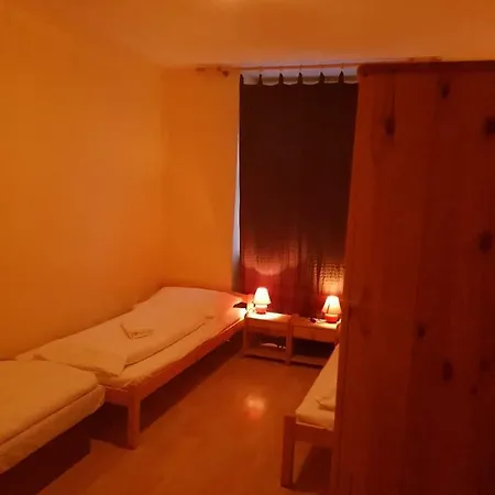 ホステル Marina *